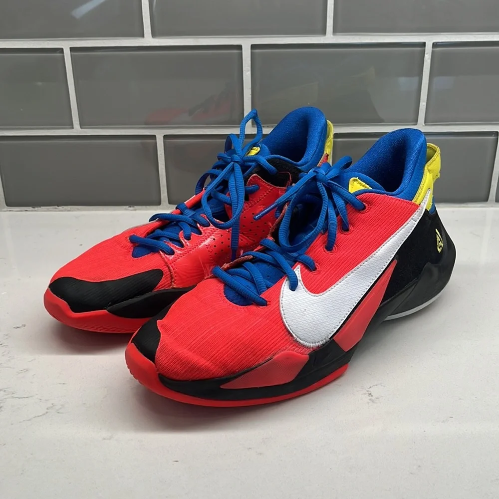 Nike Zoom Freak 2 Bright Crimson (GS) Size: 7Y - Picture 3 of 8